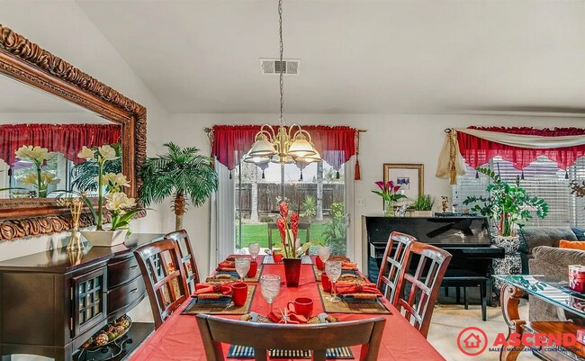 Building Photo - Beautiful 3BD/2BA Home in SW Bakersfield — Fireplace, Landscaping Included & Lovely Backyard!