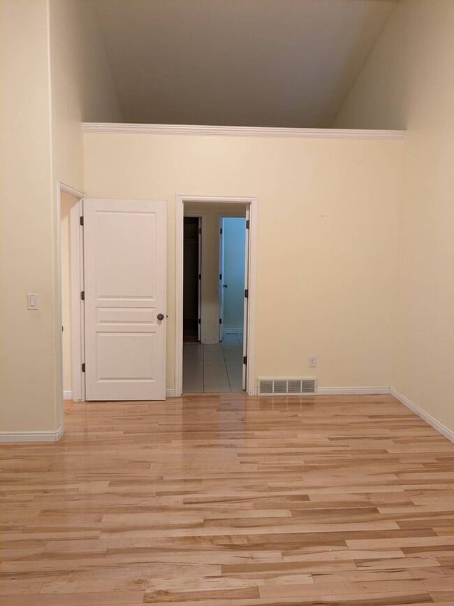 Building Photo - 4414 Salto Sierra Wy