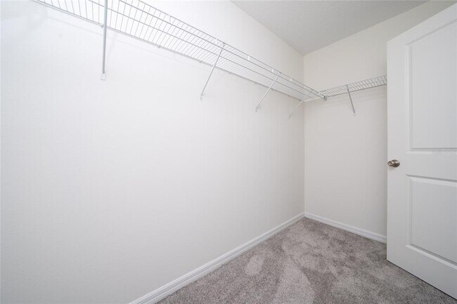 Building Photo - 9061 Oscraft Dr