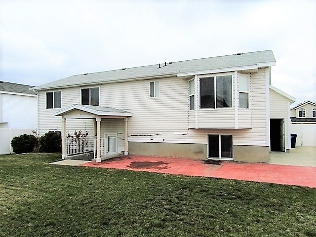 Building Photo - 6060 W Castle Park Ln