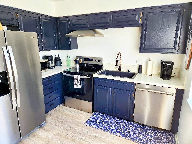 Building Photo - 6049 Arroyo Rd