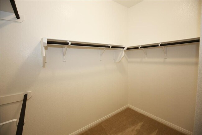 Building Photo - 15912 Cessida St