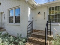 Building Photo - 2906 McNairy Ln