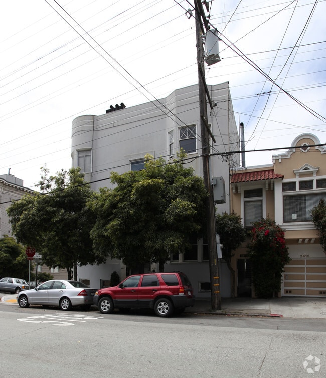 Building Photo - 2401 Larkin St