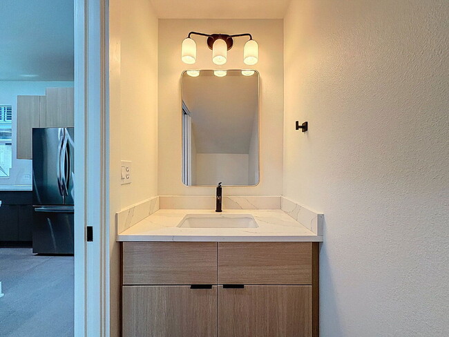 Building Photo - 340 14th St N