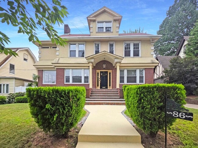 Building Photo - 86 Keer Ave