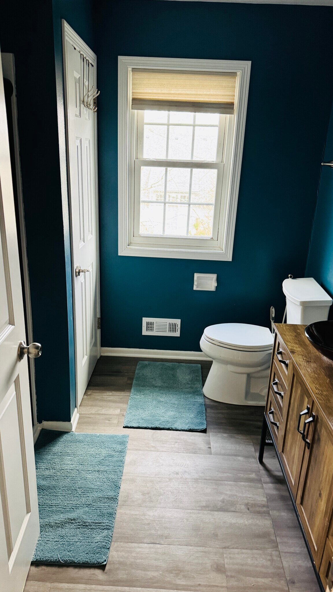 Building Photo - W174N5125 Mulberry Ln