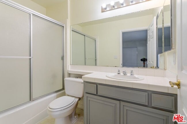 Building Photo - 7306 Newcastle Ave