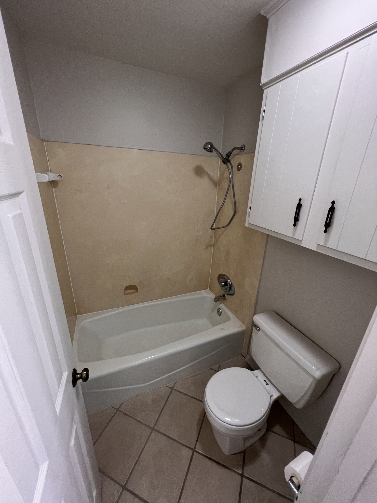 Bathroom - 201 Woodale Dr