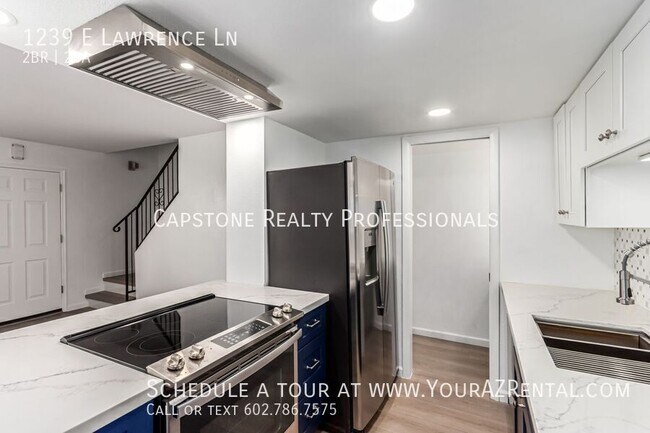Primary Photo - 1239 E Lawrence Ln