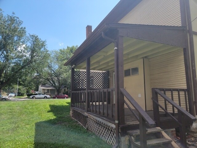 Building Photo - 3326 Gillham Rd