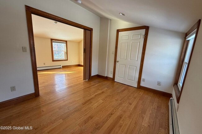 Building Photo - 109 Lake Ave