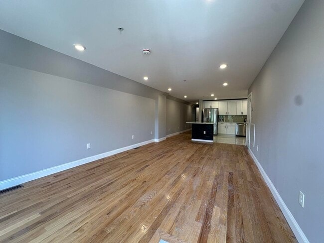 Building Photo - 4103 Palisade Ave