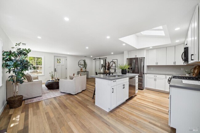 Building Photo - 2188 First Ave