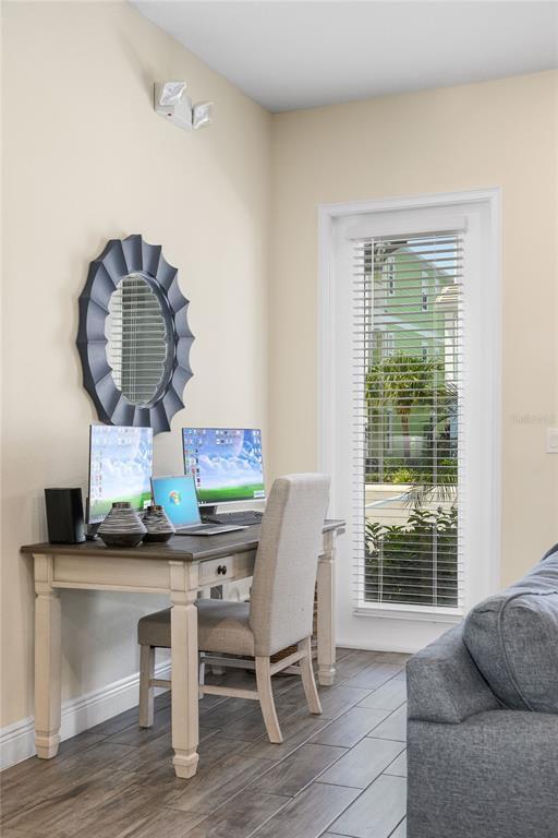 Building Photo - 8040 Lost Shaker Ln