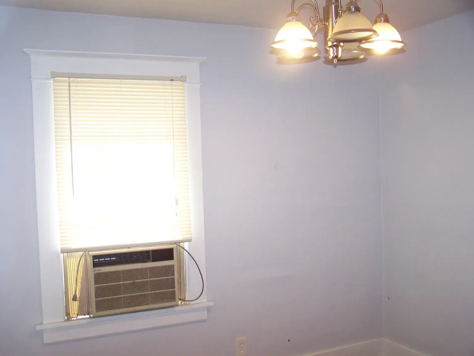 Building Photo - 93 Lovering Ave