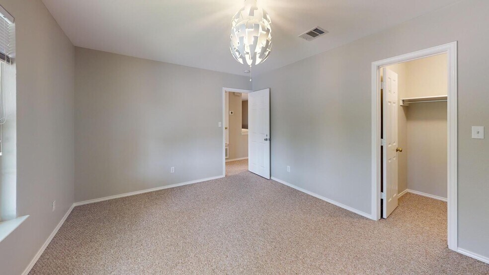 Building Photo - 1107 Fox Sparrow Cove