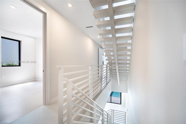 Building Photo - 1241 SW 23rd St