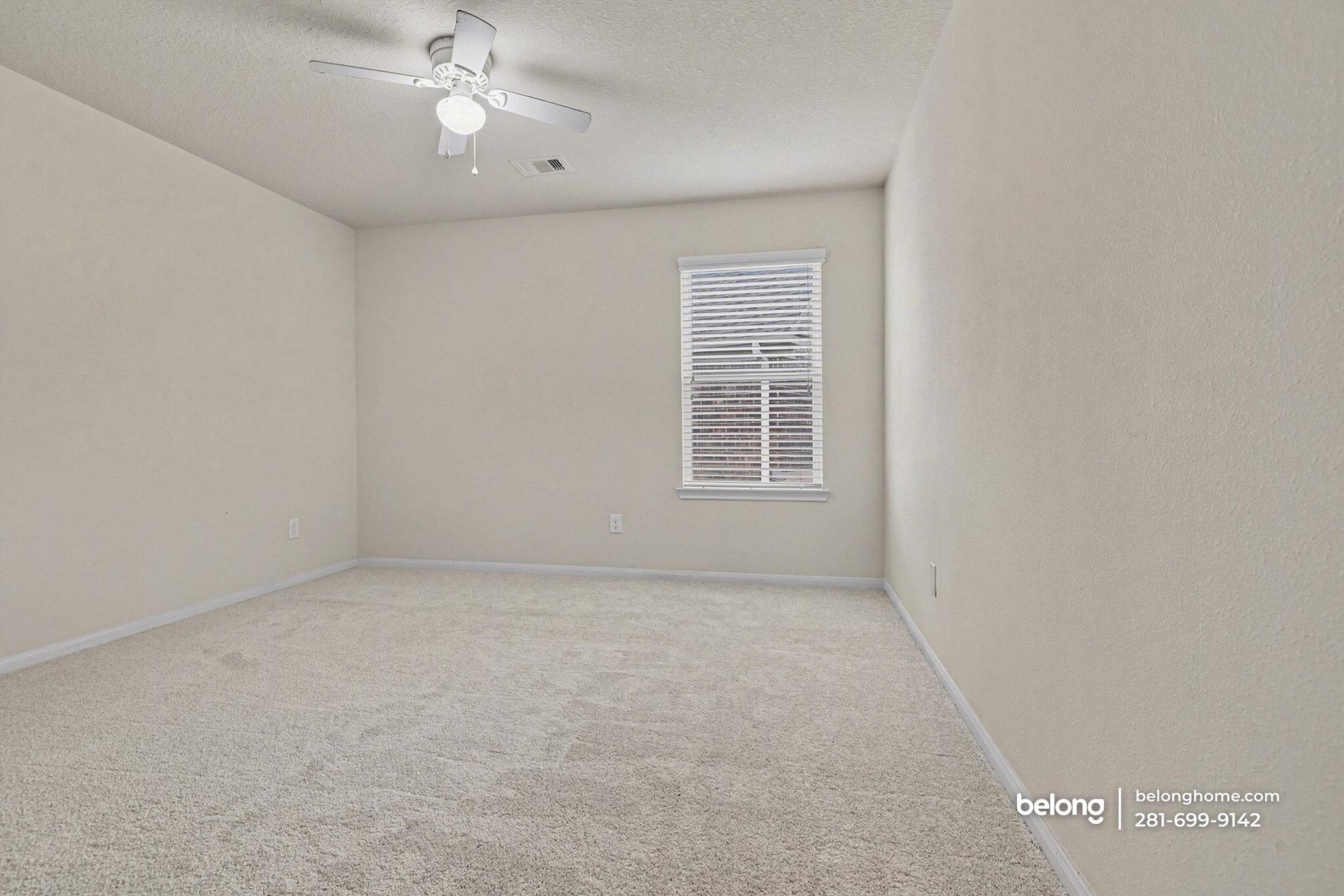 Building Photo - 9997 Knob Hollow Way