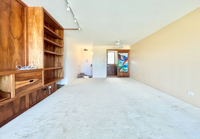 Building Photo - 6770 Hawaii Kai Dr