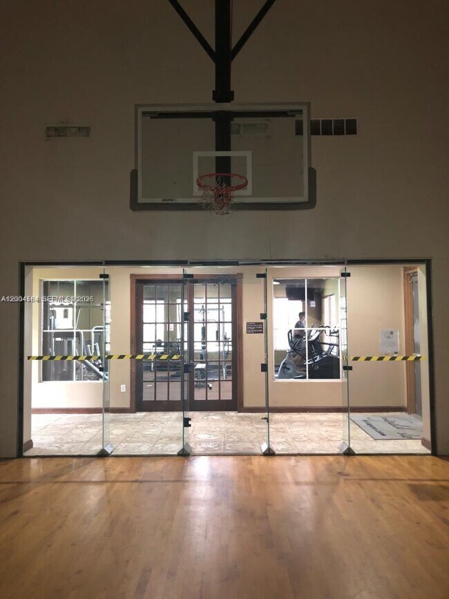 Building Photo - 4131 San Marino Blvd