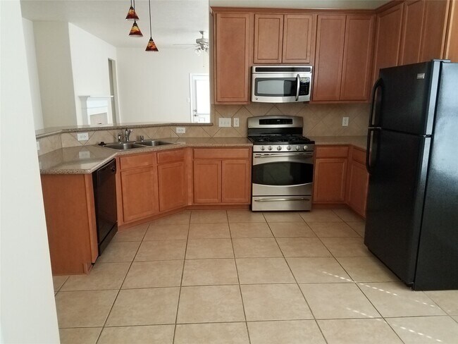 Building Photo - 25814 Orchard Knoll Ln