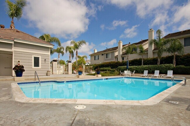 Building Photo - Home in the Community of Del Mar Highlands!