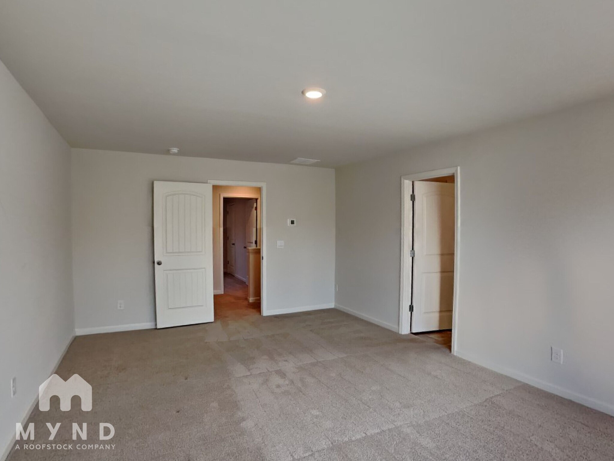 Building Photo - 8286 Middlebrook Dr