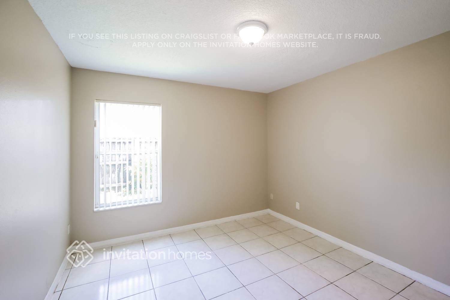 Building Photo - 17312 SW 149th Ct