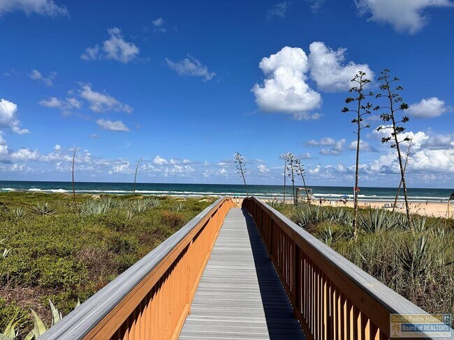 Building Photo - 2700 Gulf Blvd
