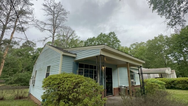 Primary Photo - 3175 Charleston Dr