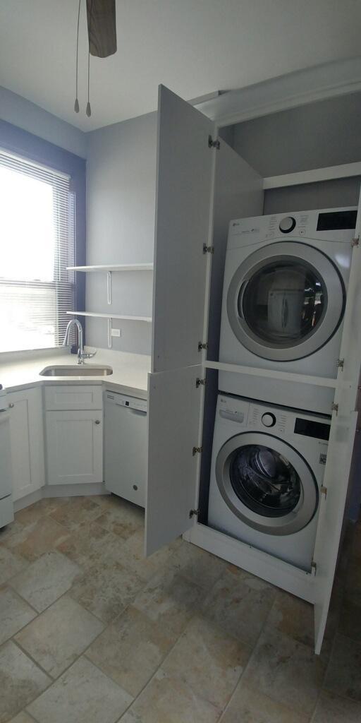 Building Photo - 3 bedroom in Chicago IL 60647