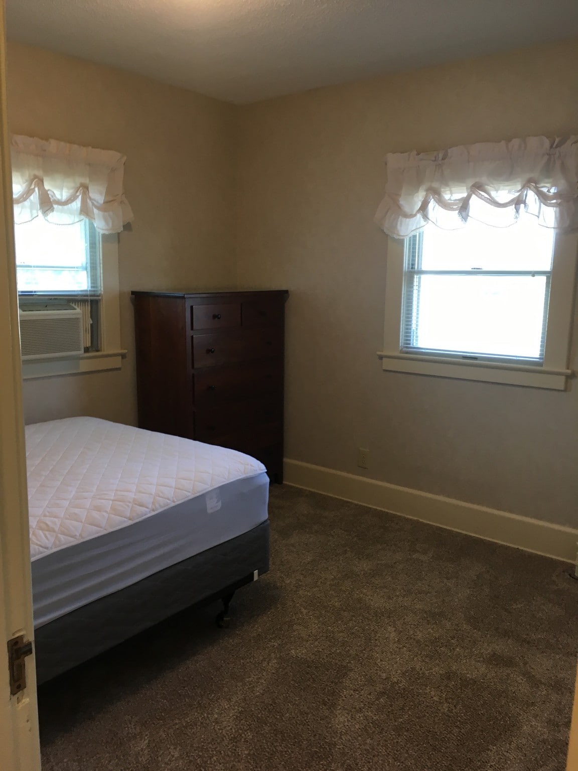 Building Photo - 227 Washington St