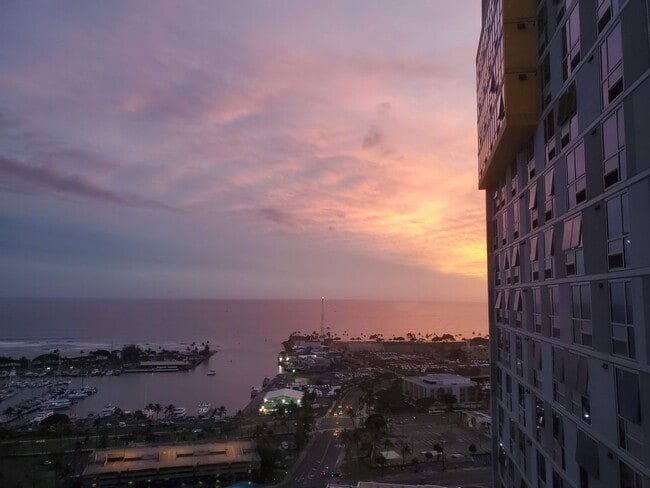 Building Photo - Ke Kilohana - Enjoy amazing views from thi...