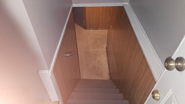 Building Photo - 3802 Brentwood Dr