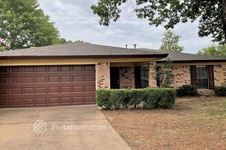 Building Photo - 1608 Panhandle Ct