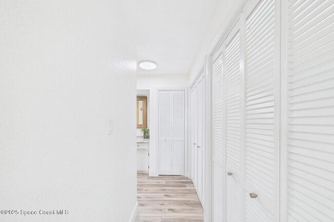 Building Photo - 778 Nassau Rd