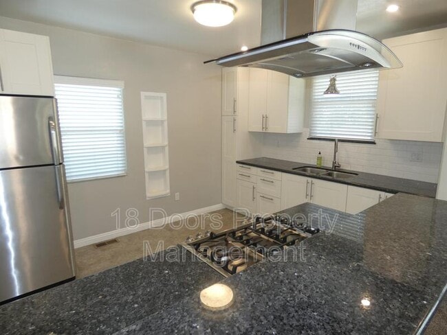 Building Photo - 4536 4th St