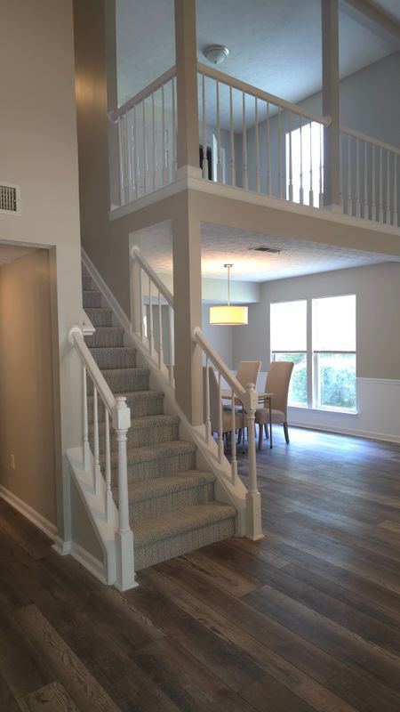 Building Photo - 10480 Summer Creek Dr