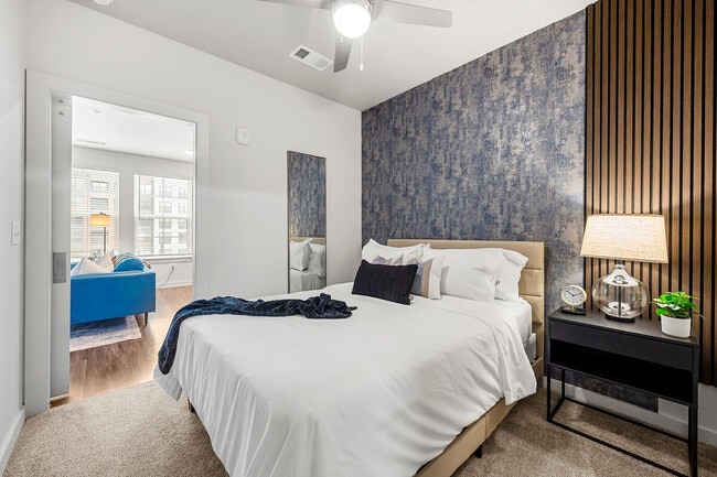 Building Photo - 2048 Bolton Dr NW