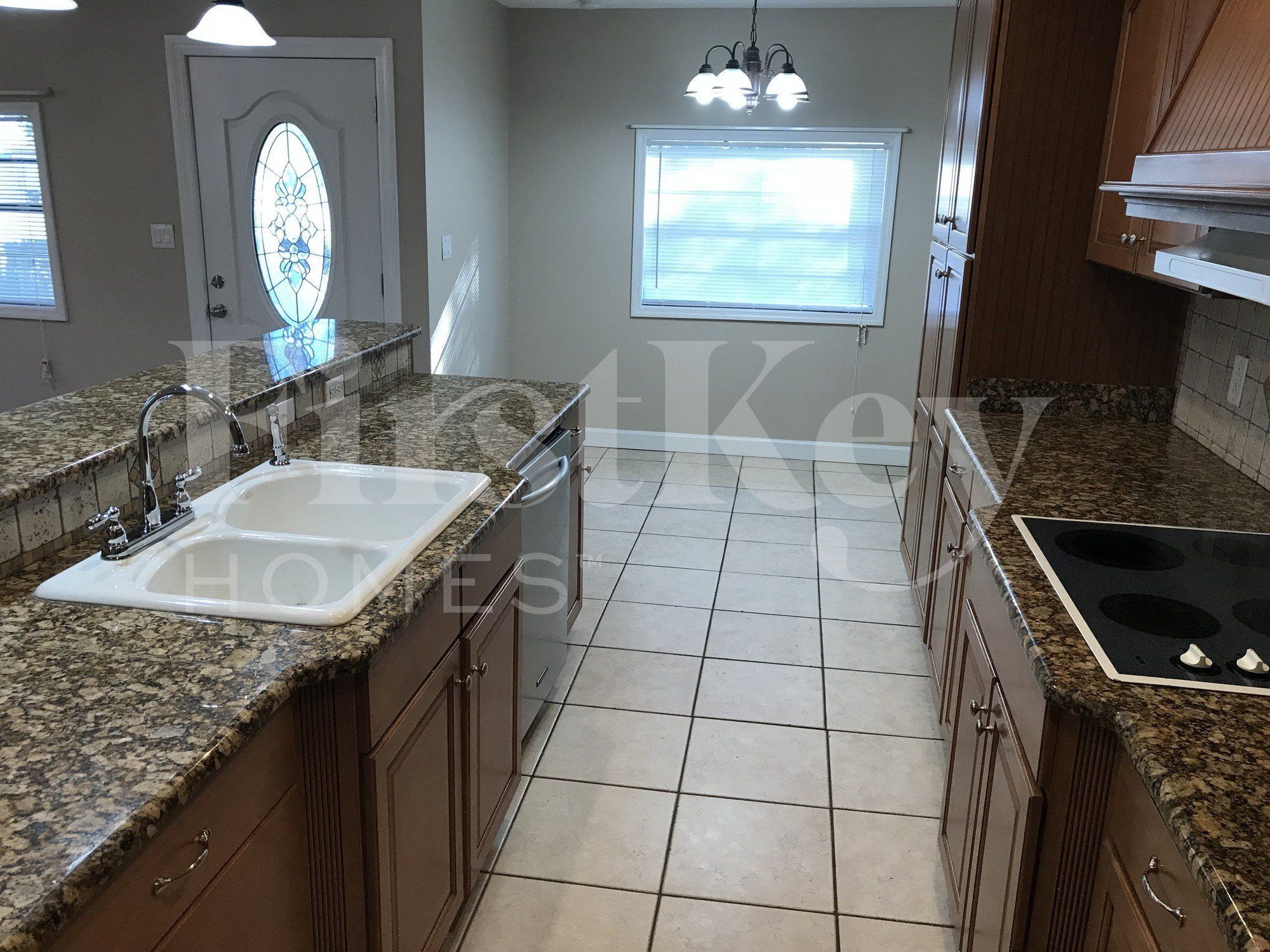 Building Photo - 10070 Harris Ave