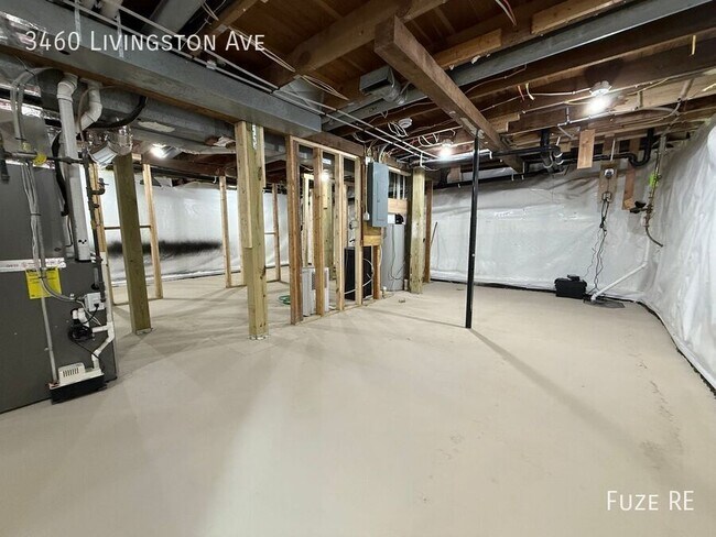 Building Photo - 3460 Livingston Ave