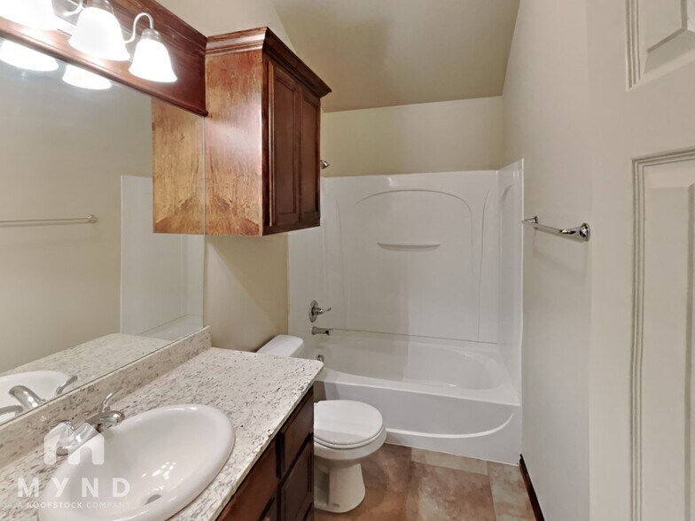 Building Photo - 18215 Manera Wy