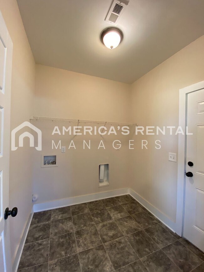 Building Photo - Home for Rent in McCalla, AL! Available to View Now!!! DEPOSIT PENDING!!!