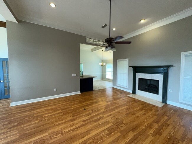 Building Photo - 103 Canter Cove