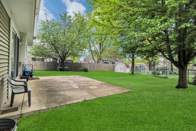 Building Photo - 3224 Bremerton Ln