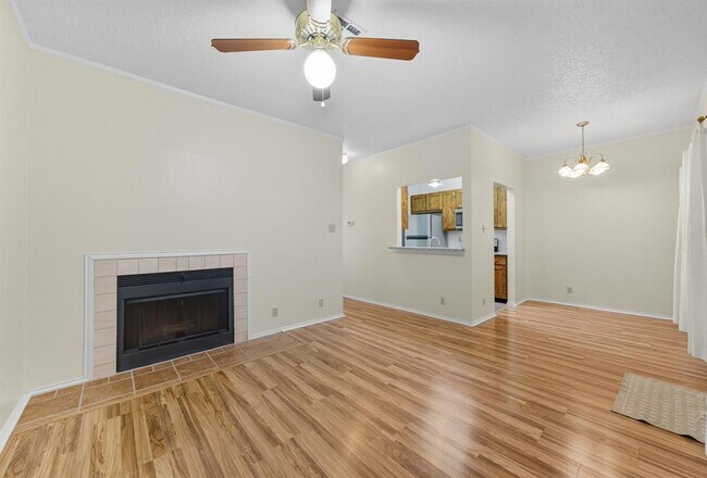 Building Photo - 2804 Rio Grande St