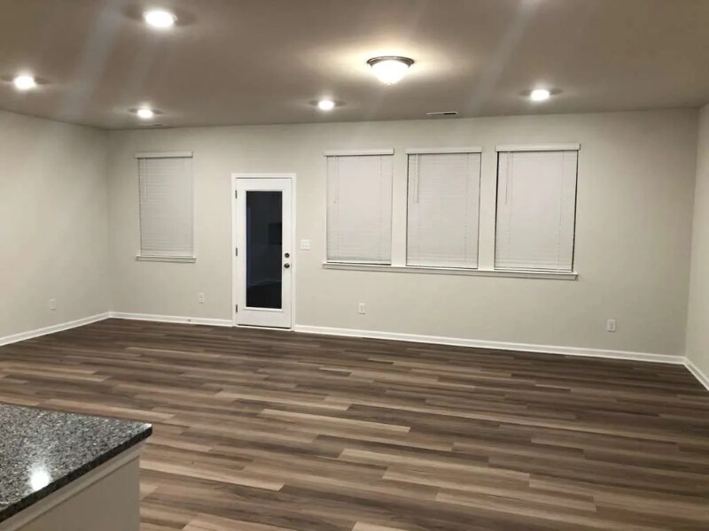 Building Photo - 3131 Glenn Hope Wy