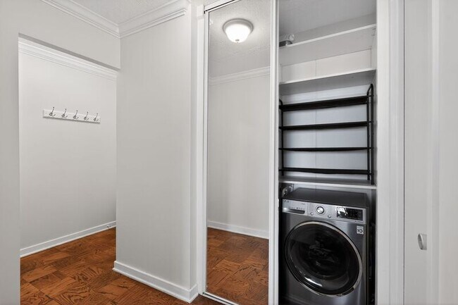 Building Photo - 429 N St SW