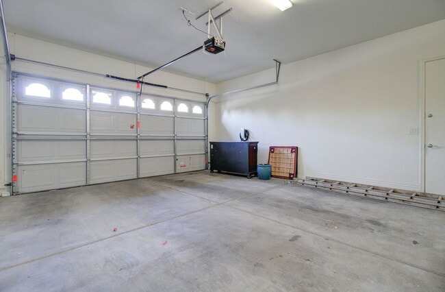 Building Photo - 4617 E Walter Way